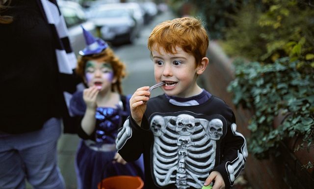 gerer-les-bonbons-dhalloween