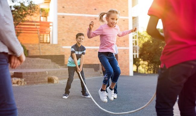 enfant avec difficultes motrices